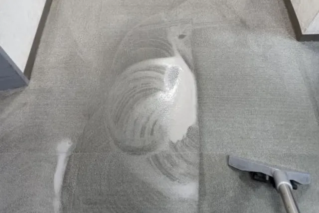 東京都国分寺市のDメンタルクリニックでのカーペットシャンプークリーニング作業中の様子